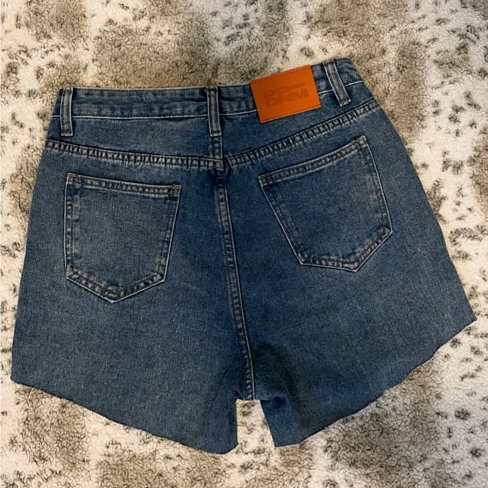 Brand new princess Polly two toned denim cut off shorts - Picture 3 of 3
